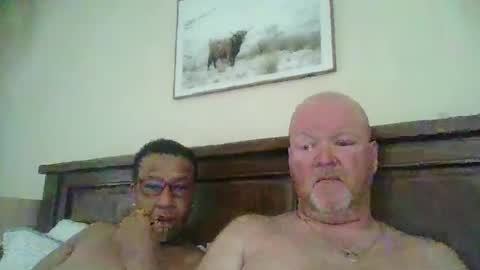 Snapshot of black_n_white4 chatting on 8, 3, 2025 black_n_white4 online show from 8, 3, 2025