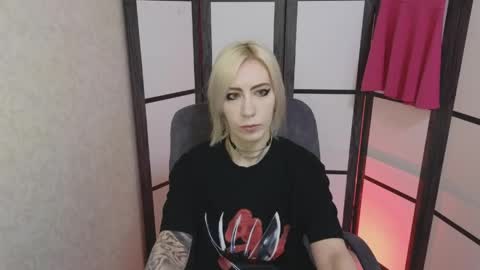 Snapshot of black_orchides chatting on 2, 6, 2026 Emily online show from 2, 6, 2026