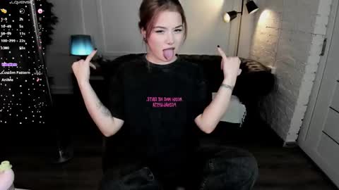 Mon Mon online show from 5, 12, 2025