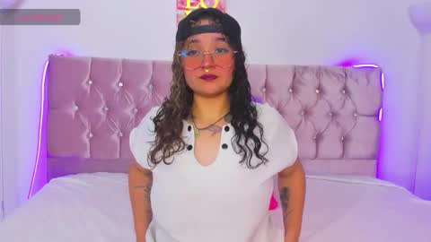 Snapshot of black_tara chatting on 18, 2, 2026 Tara online show from 18, 2, 2026