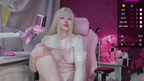 Snapshot of blackberrybae chatting on 29, 6, 2026 Berry online show from 29, 6, 2026