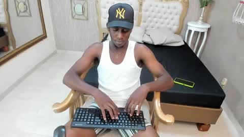 Snapshot of blackbiecock chatting on 1, 3, 2025 blackbiecock online show from 1, 3, 2025