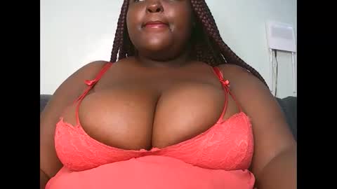 Snapshot of blackbigboobys chatting on 18, 12, 2025 candy online show from 18, 12, 2025