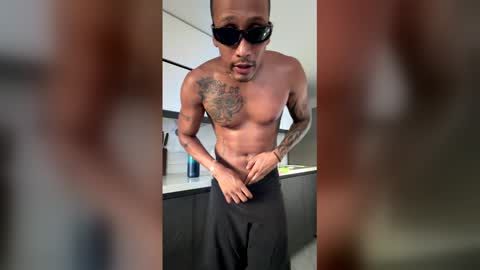 Snapshot of blackboy2874 chatting on 3, 5, 2026 DWAYNE BELL online show from 3, 5, 2026