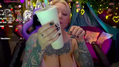 Snapshot of blackedbarbie chatting on 18, 6, 2026 Alice online show from 18, 6, 2026