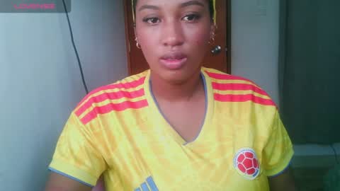 Snapshot of blackitybae chatting on 27, 6, 2026 Shophie White online show from 27, 6, 2026