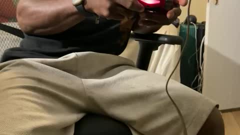 Snapshot of blackjag107 chatting on 11, 11, 2025 blackjag107 online show from 11, 11, 2025