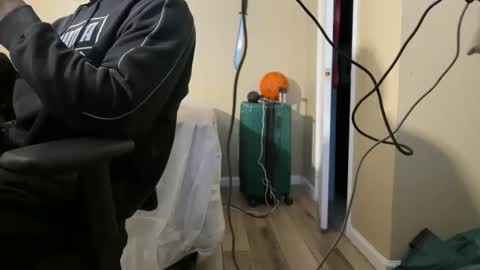 Snapshot of blackjag107 chatting on 24, 11, 2025 blackjag107 online show from 24, 11, 2025