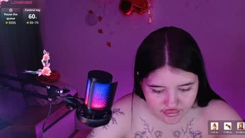 Snapshot of blackroseonee chatting on 8, 5, 2026 blackroseonee online show from 8, 5, 2026