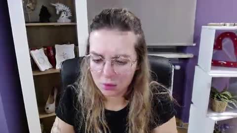 Snapshot of blackrosezoey chatting on 7, 10, 2025 Z O E Y online show from 7, 10, 2025