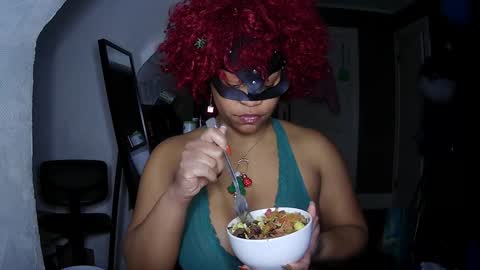 Queen Siren online show from 14, 12, 2024