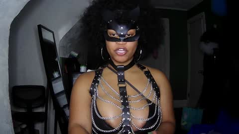 Queen Siren online show from 16, 12, 2024