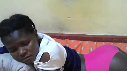 blackslim_girl2 online show from 27, 10, 2025