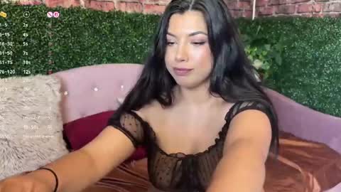 Blair Darling online show from 7, 5, 2026