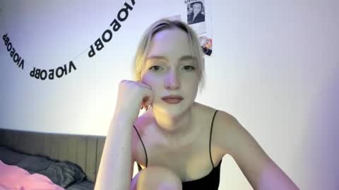 Snapshot of blairmarfl chatting on 13, 7, 2026 Blair online show from 13, 7, 2026