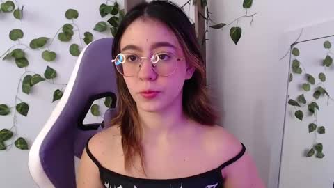   online show from 25, 1, 2025