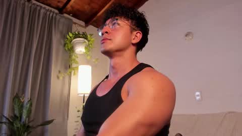 Snapshot of blake_levi chatting on 26, 2, 2025 Blake Levi Independent Model online show from 26, 2, 2025