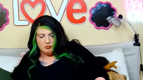 Snapshot of blakelytgirl chatting on 2, 3, 2026 Blakely Morningstar online show from 2, 3, 2026