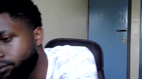 Snapshot of blakmoufaka chatting on 11, 9, 2025 blakmoufaka online show from 11, 9, 2025