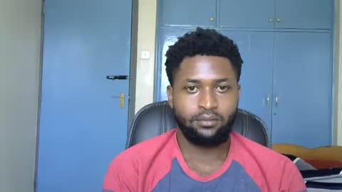 Snapshot of blakmoufaka chatting on 13, 10, 2025 blakmoufaka online show from 13, 10, 2025