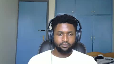 Snapshot of blakmoufaka chatting on 20, 10, 2025 blakmoufaka online show from 20, 10, 2025