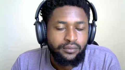 Snapshot of blakmoufaka chatting on 12, 11, 2025 blakmoufaka online show from 12, 11, 2025