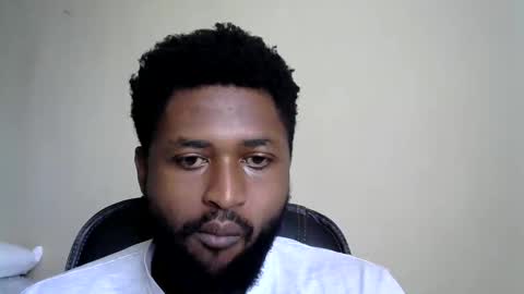 Snapshot of blakmoufaka chatting on 14, 11, 2025 blakmoufaka online show from 14, 11, 2025