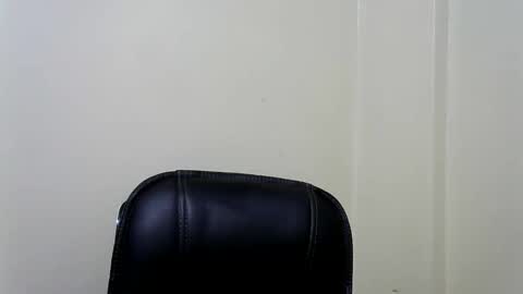 Snapshot of blakmoufaka chatting on 21, 11, 2025 blakmoufaka online show from 21, 11, 2025