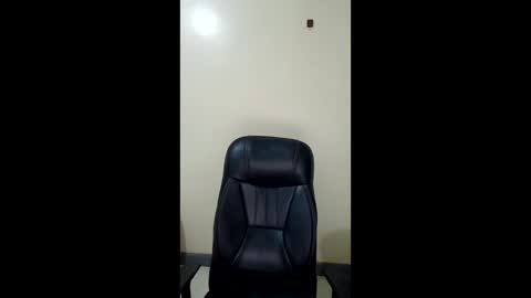 blakmoufaka online show from 4, 2, 2026