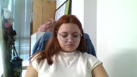 Snapshot of blanquita102530 chatting on 6, 10, 2025 Lary online show from 6, 10, 2025