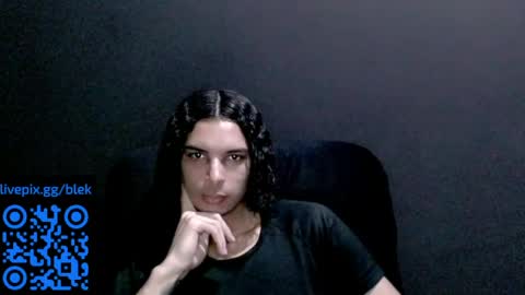 Snapshot of blek00x chatting on 15, 5, 2026 blek00x online show from 15, 5, 2026
