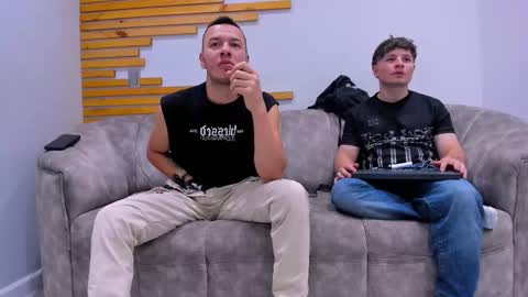 Snapshot of bless_my_neighbor chatting on 10, 9, 2025 The Best Models online show from 10, 9, 2025