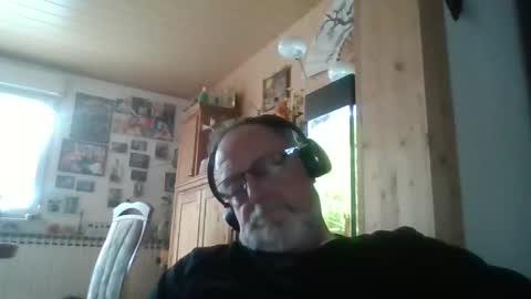 blindsurfer780299 online show from 1, 2, 2026