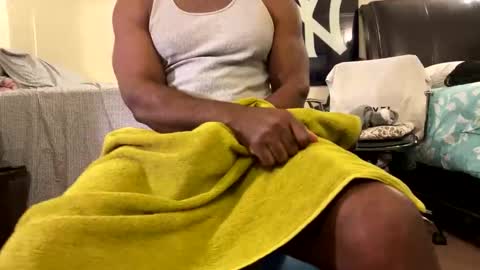 blkbiguncut10462 online show from 10, 3, 2025