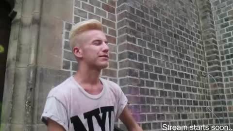 Snapshot of blond_boy69 chatting on 17, 6, 2026 blond_boy69 online show from 17, 6, 2026