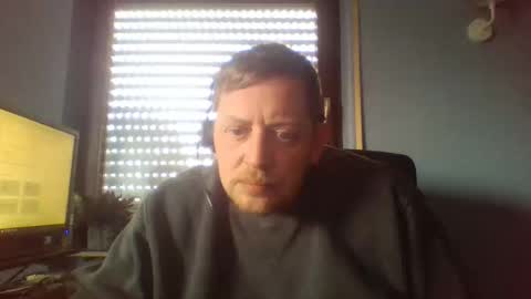 blonde32m online show from 10, 4, 2026