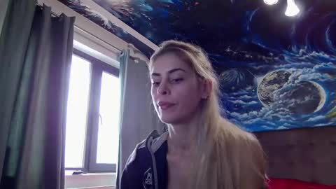 blonde4pasion online show from 20, 2, 2025