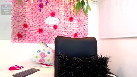 Snapshot of blonde_squirt_ chatting on 9, 1, 2025 blonde_squirt_ online show from 9, 1, 2025