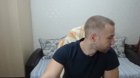 Mr Blond online show from 2, 2, 2025