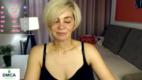 Snapshot of blondemommy_77 chatting on 23, 7, 2026 Lola online show from 23, 7, 2026