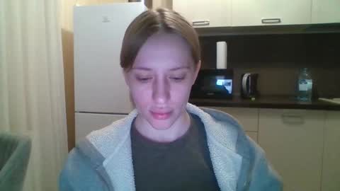 Snapshot of blondi_bondi chatting on 15, 3, 2026 Viktoriia online show from 15, 3, 2026