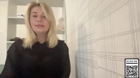 blondie_xoxoxo online show from 17, 11, 2025
