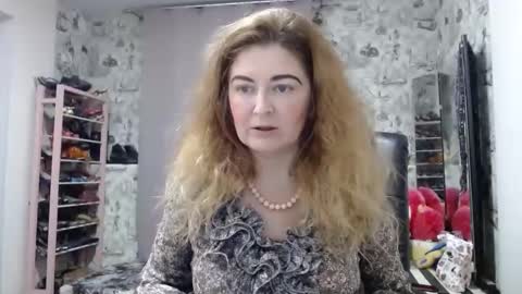 Snapshot of blondmilfs chatting on 13, 1, 2025 BlondMILfs online show from 13, 1, 2025