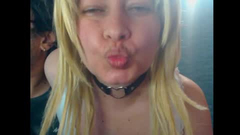 Blontsex online show from 4, 6, 2026