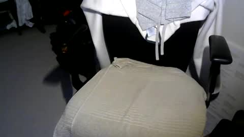 bloodybig0 online show from 1, 1, 2025