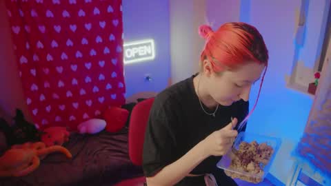 Bloom online show from 16, 2, 2026