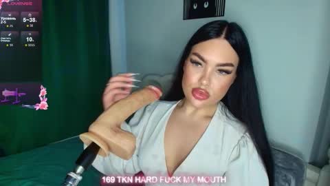 Snapshot of blowjob_queeny chatting on 23, 9, 2025 Welcome guysMy name KatePVT its Open online show from 23, 9, 2025