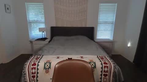 Sarah Zee online show from 25, 11, 2025