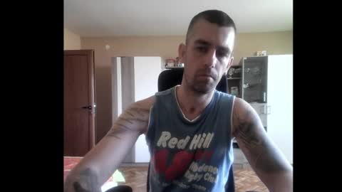 Snapshot of blue_eyed_wolf chatting on 27, 6, 2026 Runaway online show from 27, 6, 2026