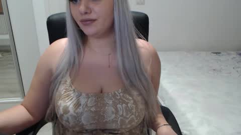 Snapshot of blue_eyes96 chatting on 9, 1, 2026 Juliet online show from 9, 1, 2026